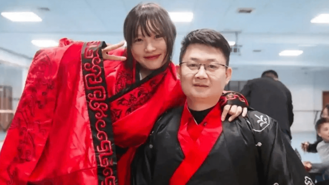 12月03日星期三：汶川地震被救女孩嫁救命恩人泪崩全网！500万专利见证中国创新登顶！