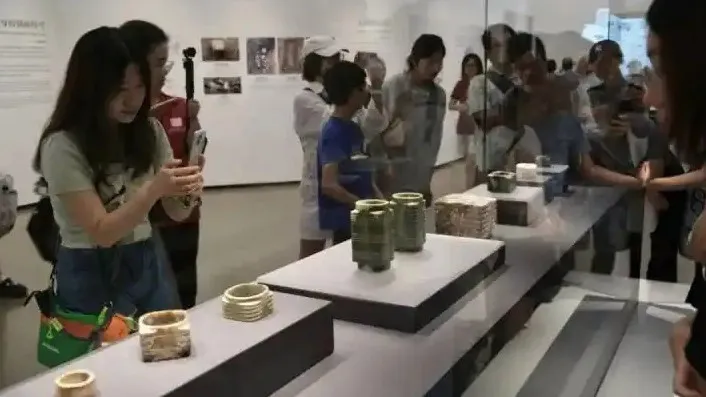 我怕咬缺了它 爸爸找不到回家的路