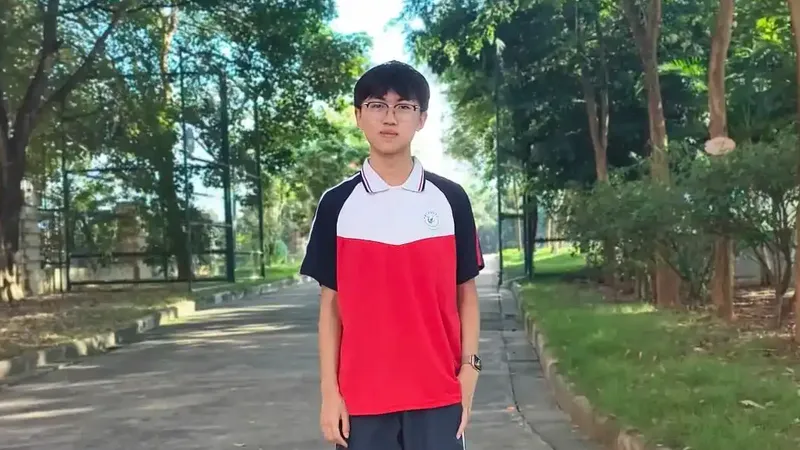 高中生自制综艺走红 邓超李晨也参与