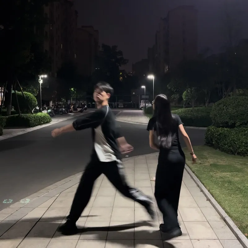 假期我将严肃学习闪身步