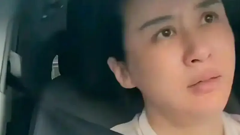 母亲将大一儿子生活费从4000降至2000