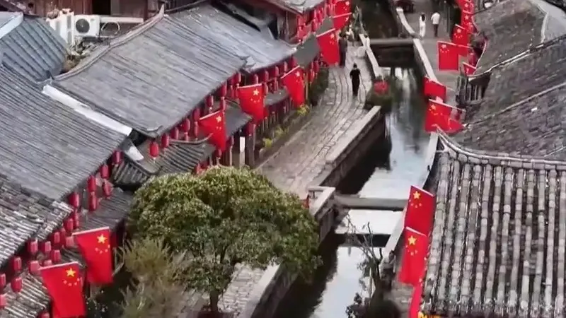 感受各地浓厚国庆氛围