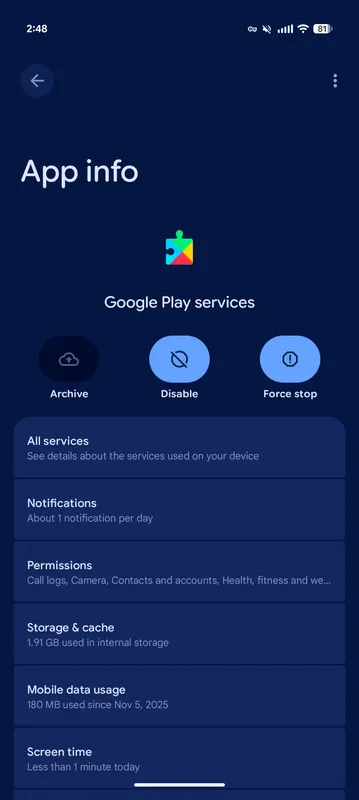 Android 十月 Google 系统更新：Play 商店上线 Ask Play 与 AI 摘要