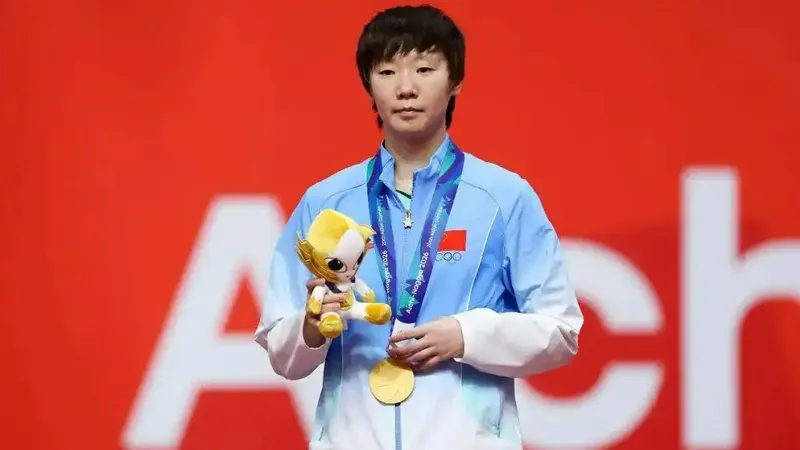 乒乓球名将王曼昱等3人拟记大功