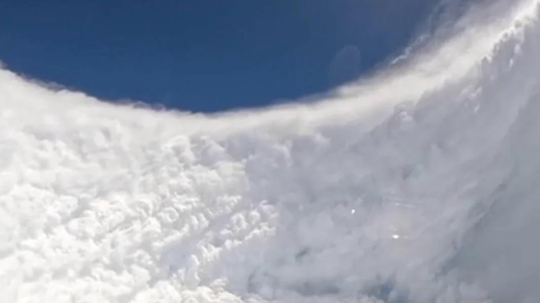 飓风“梅丽莎”风眼震撼画面