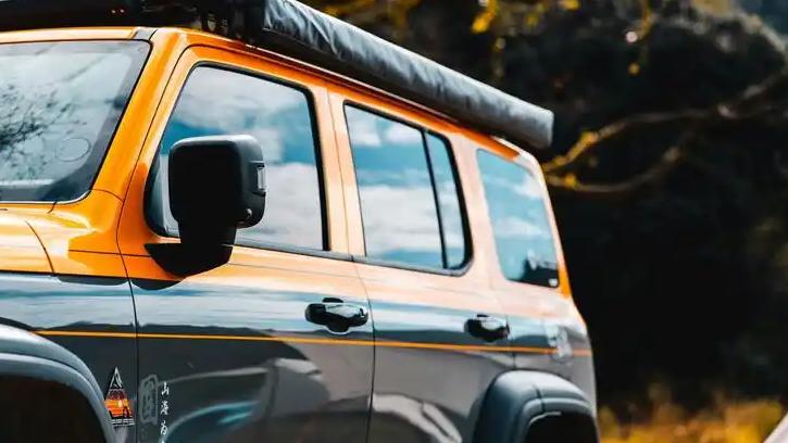 90岁老人自驾23年游遍全国