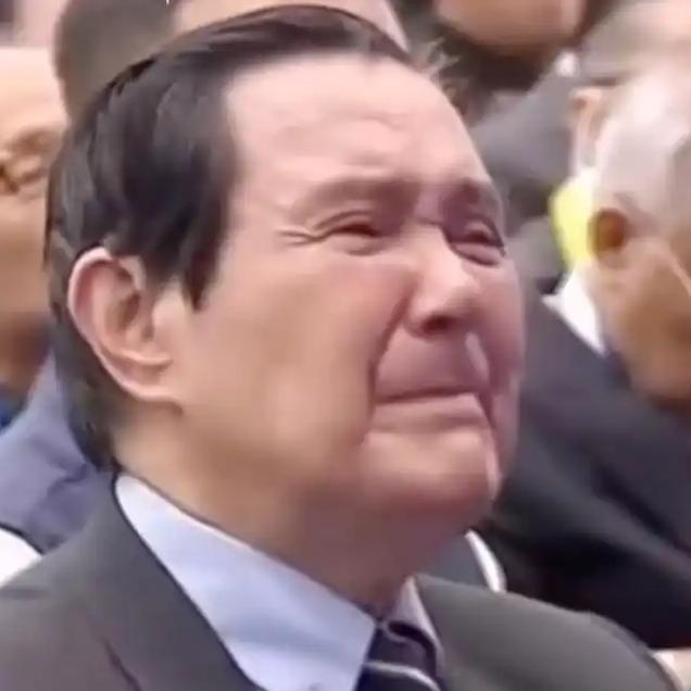 郑丽文怒批民进党 马英九激动落泪