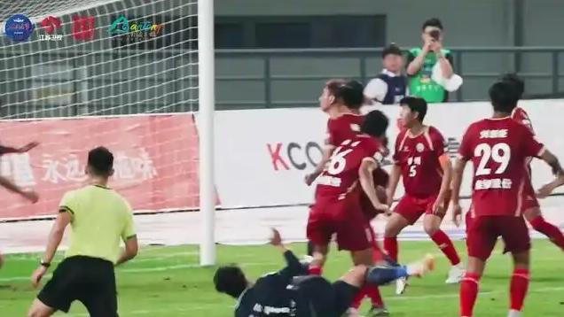 泰州舰南通舰为苏超决赛加油