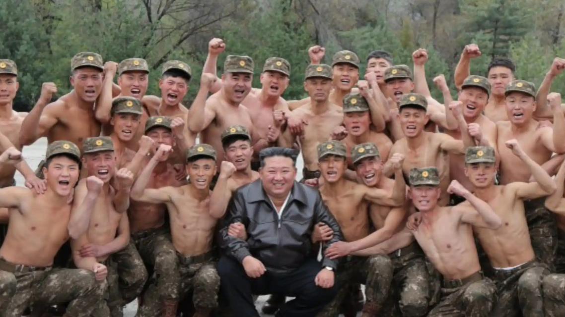 金正恩视察朝鲜“最精锐特种部队”