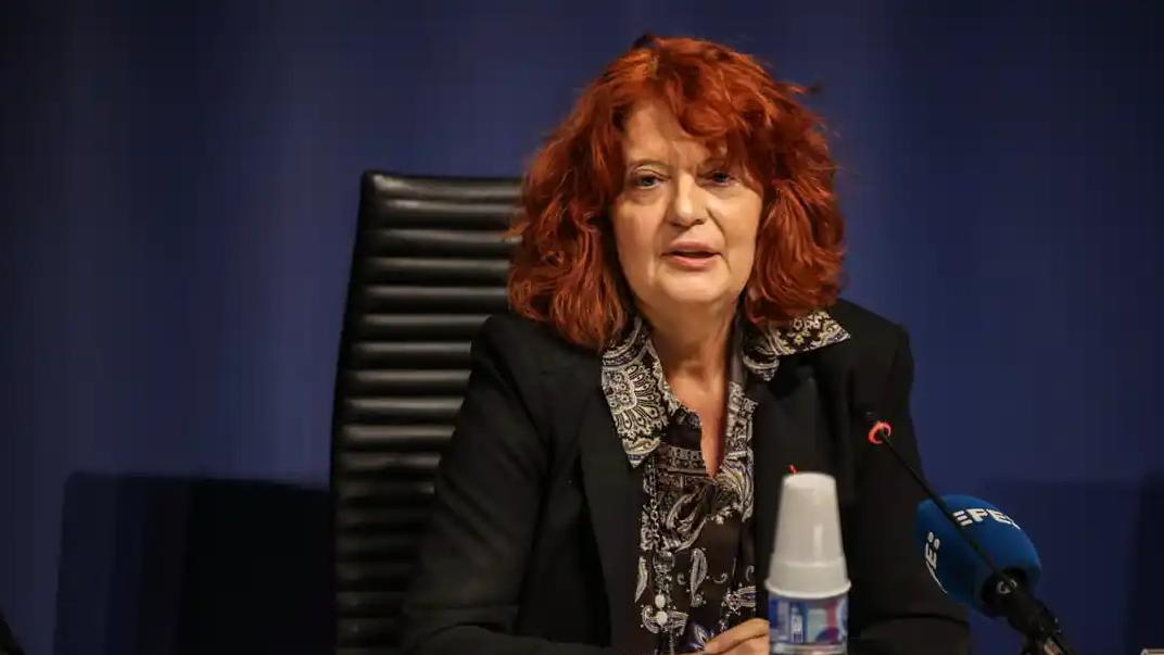 卢浮宫窃案4嫌疑人存亲密私人关系